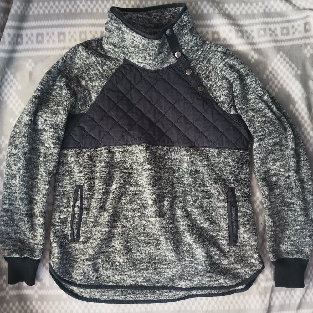 Abercrombie & Fitch sweatshirt